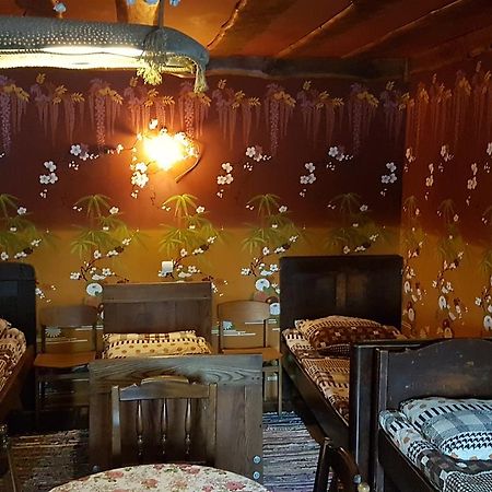 Oreiviu Uzuoveja Kaimynai Exterior foto