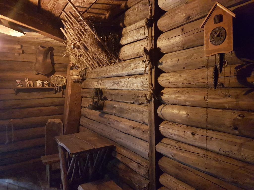 Oreiviu Uzuoveja Kaimynai Exterior foto