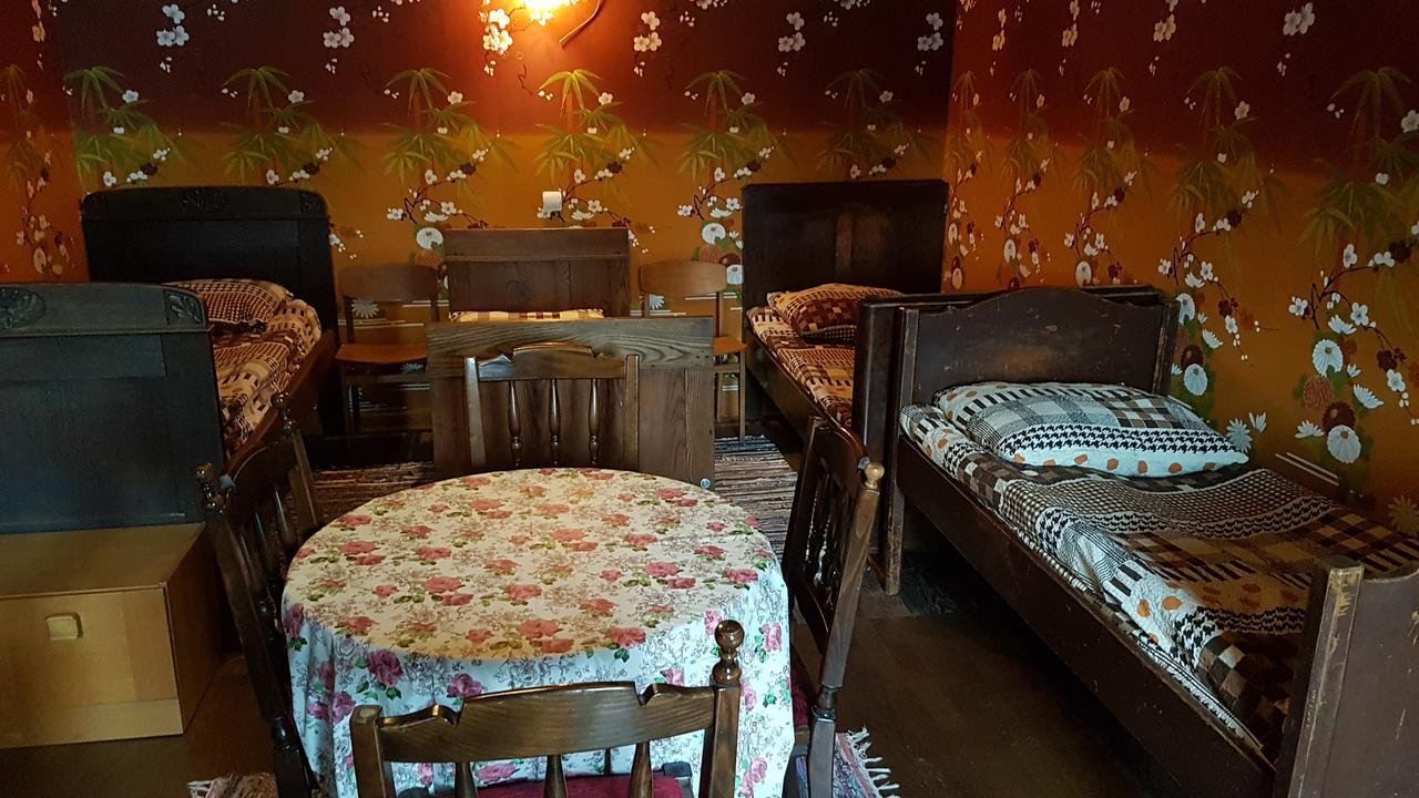 Oreiviu Uzuoveja Kaimynai Exterior foto